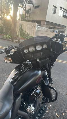 HARLEY-DAVIDSON STREET GLIDE HARLEY-DAVIDSON STREET GLIDE